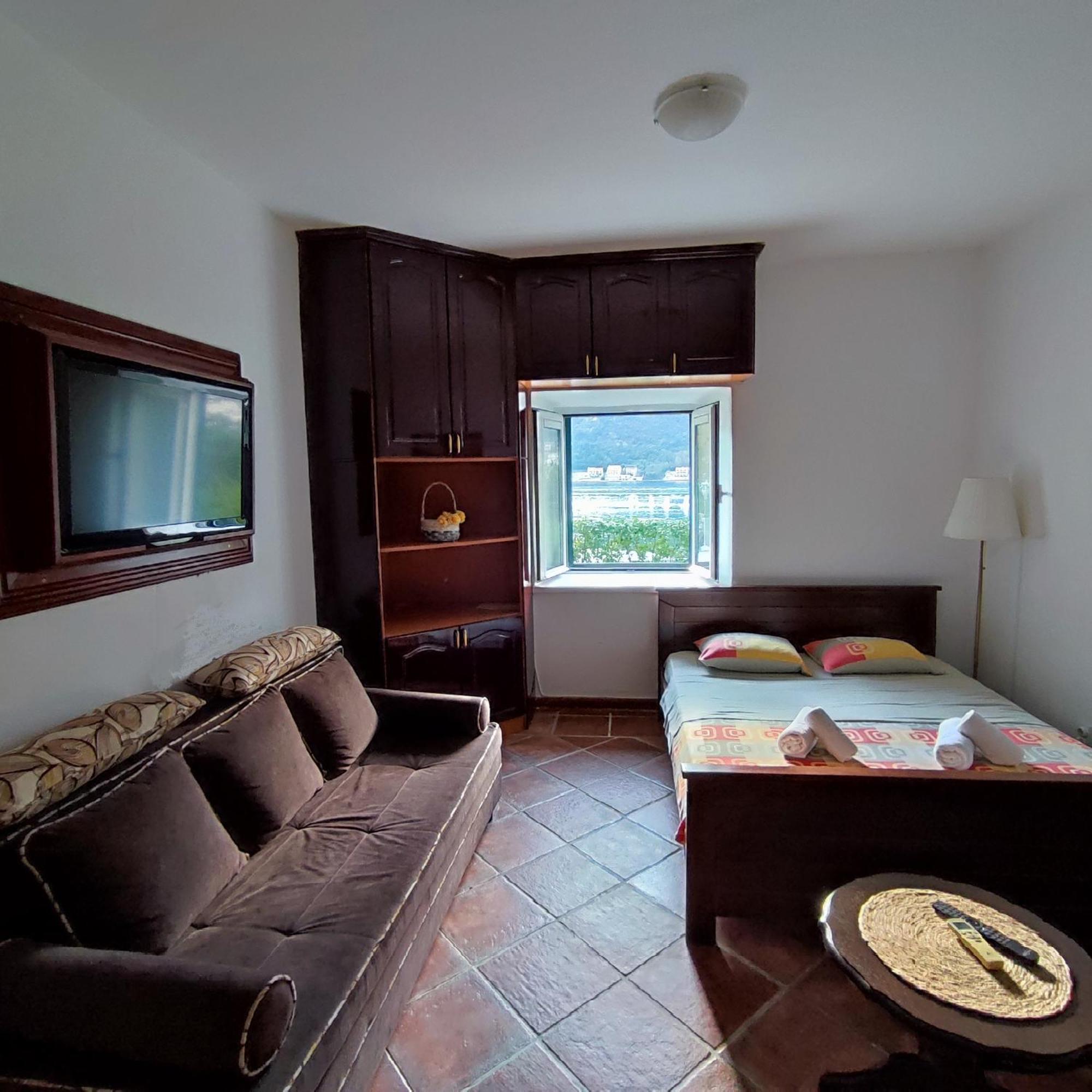 Villa Kamena Kotor Eksteriør billede