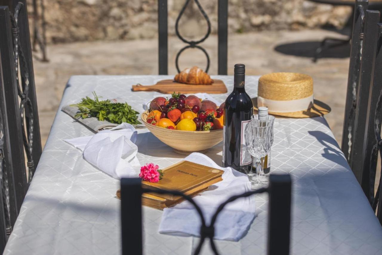 Villa Kamena Kotor Eksteriør billede