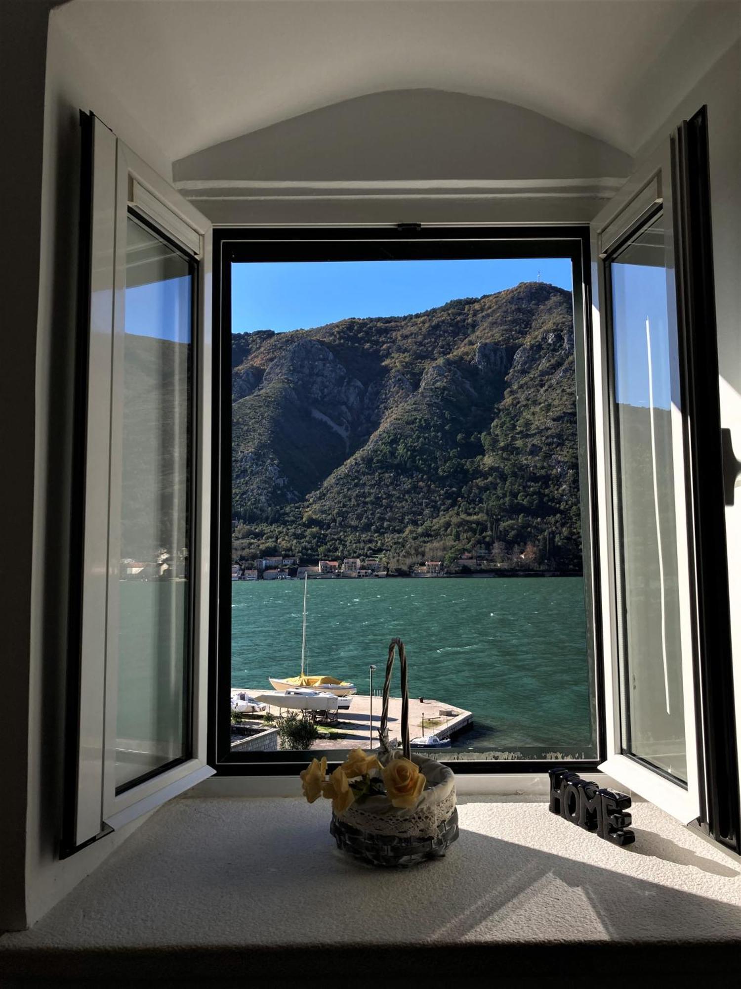 Villa Kamena Kotor Eksteriør billede